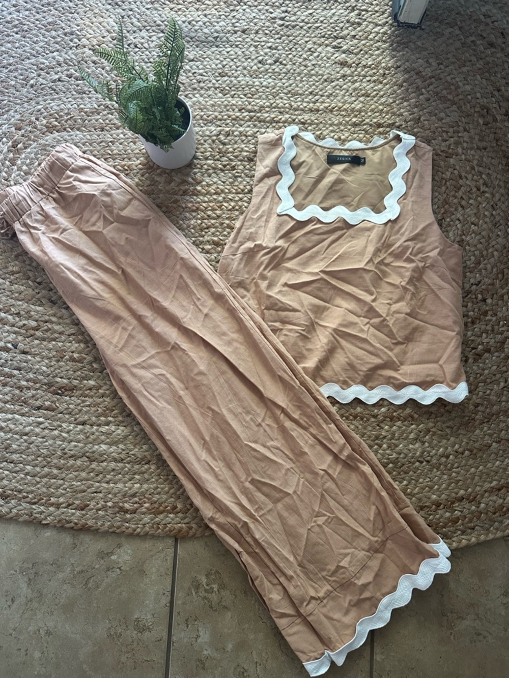 TANK AND PANT SET